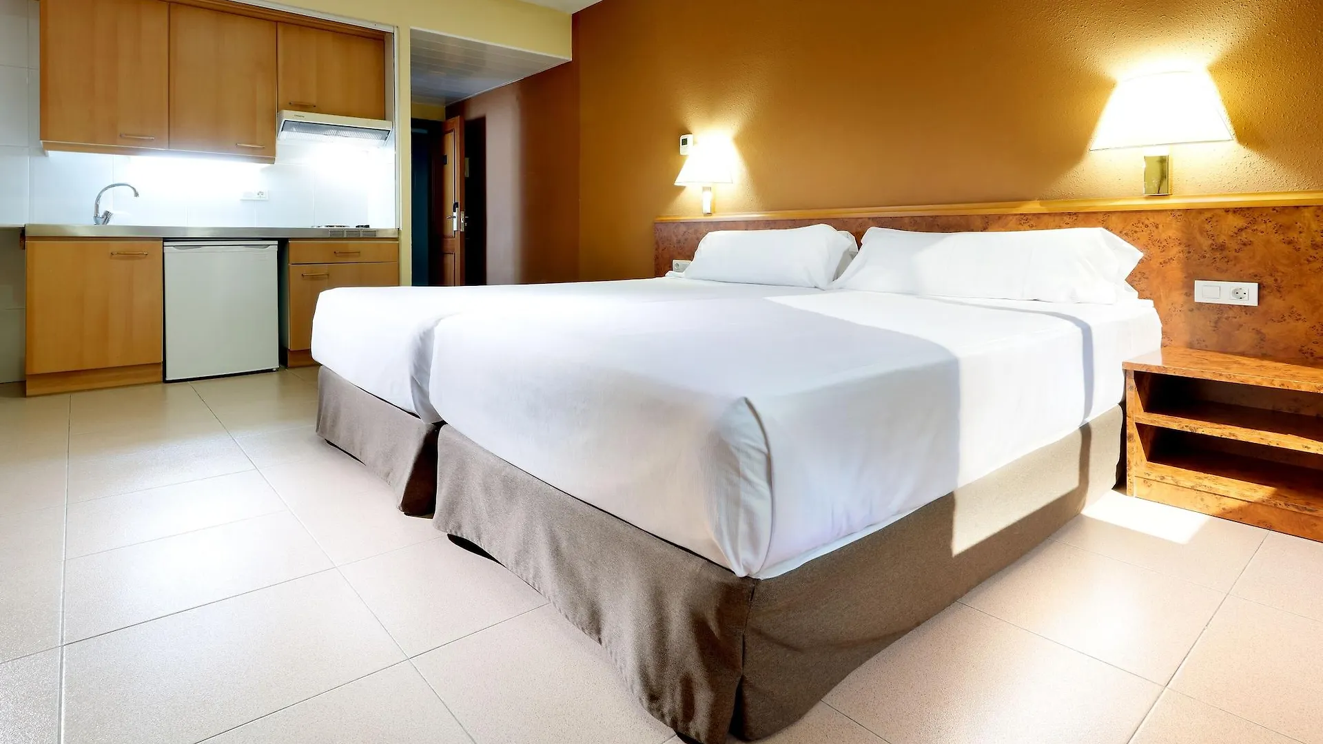 Hesperia Sant Joan Apartment Sant Joan Despi
