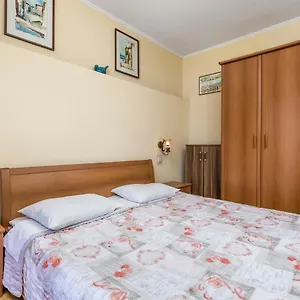 https://apartments-rina-medveja.in-istria.net