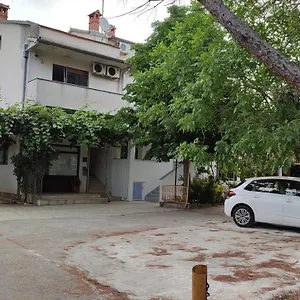 https://apartment-blaskovic.in-istria.net